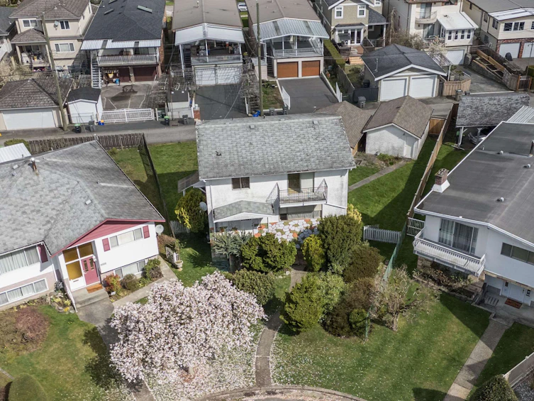 3324 Winlaw Place, Vancouver, BC, V5M 3G4 - 19