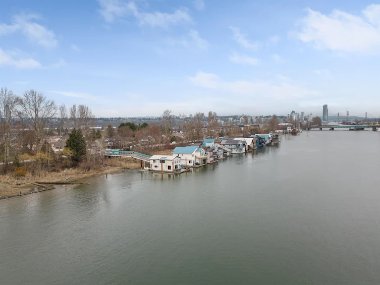1-800 South Dyke Road, New Westminster, BC, V3M 4Z8 - 33