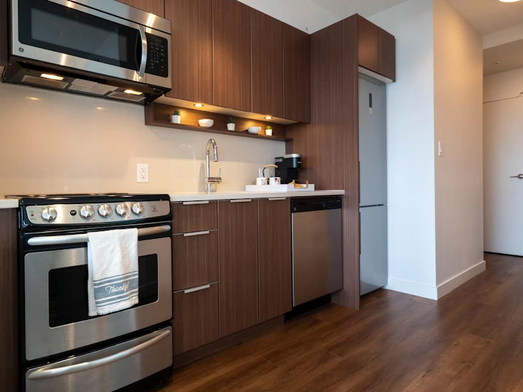 2907-13308 Central Avenue, Surrey, BC, V3T 0M4 - 9