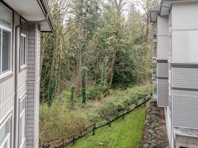 402-33328 E Bourquin Crescent, Abbotsford, BC, V2S 1Y1 - 23