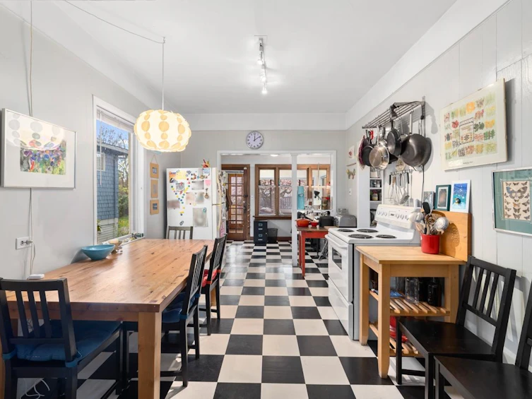 1264 E 17th Avenue, Vancouver, BC, V5V 1C6 - 9