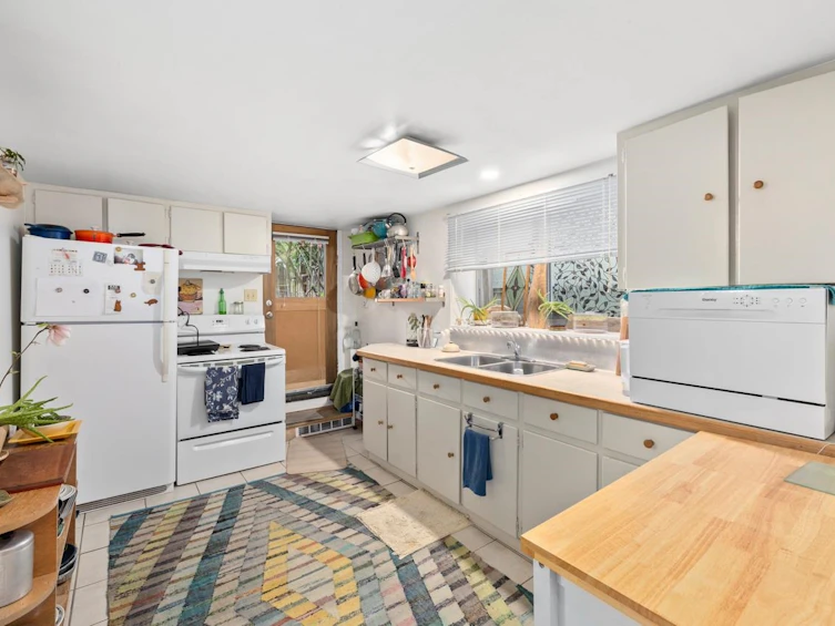 1264 E 17th Avenue, Vancouver, BC, V5V 1C6 - 29