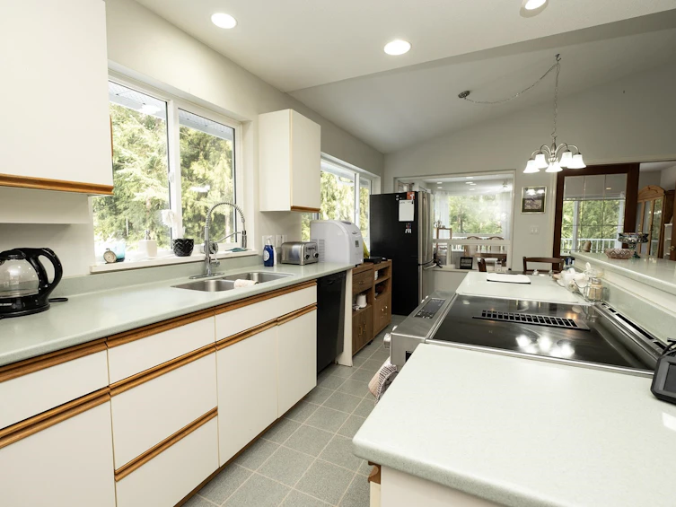 12599 Chris Way, Pender Harbour Egmont, BC, V0N 2H1 - 7