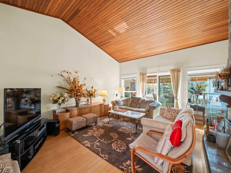 15540 Westminster Highway, Richmond, BC, V6V 1A6 - 6