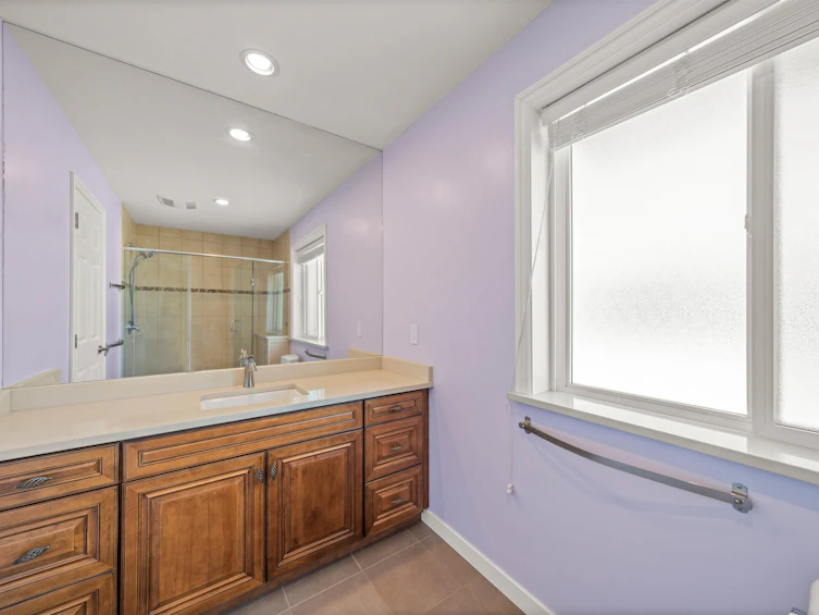 15540 Westminster Highway, Richmond, BC, V6V 1A6 - 13