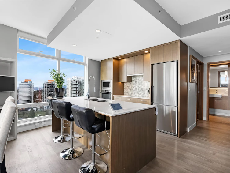2506-13495 Central Avenue, Surrey, BC, V3T 0K2 - 3
