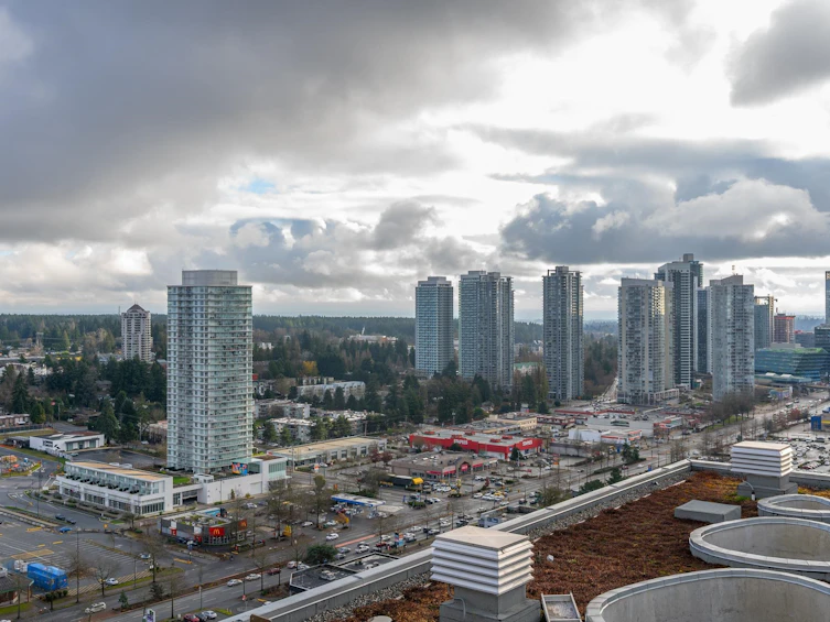 2506-13495 Central Avenue, Surrey, BC, V3T 0K2 - 14