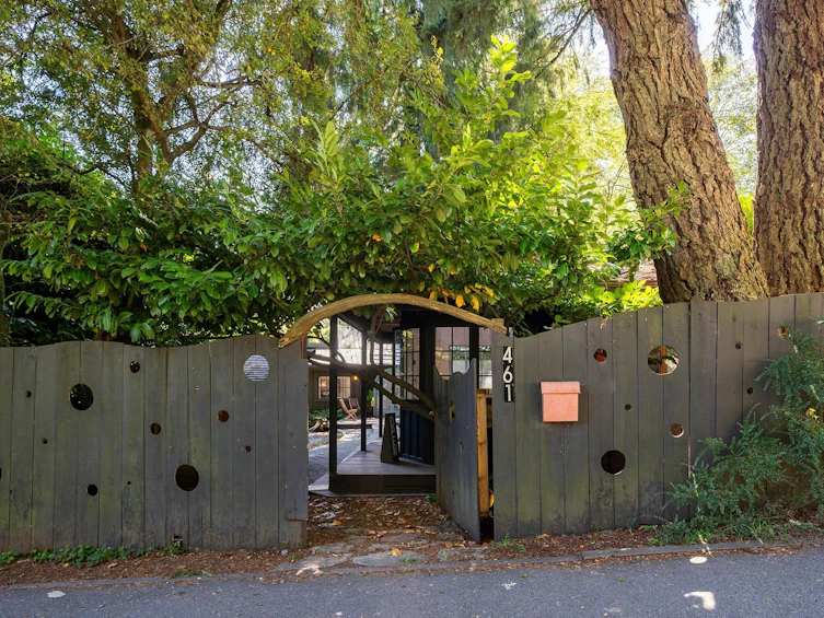 461 Bowen Island Trunk Road, Bowen Island, BC, V0N 1G1 - 31