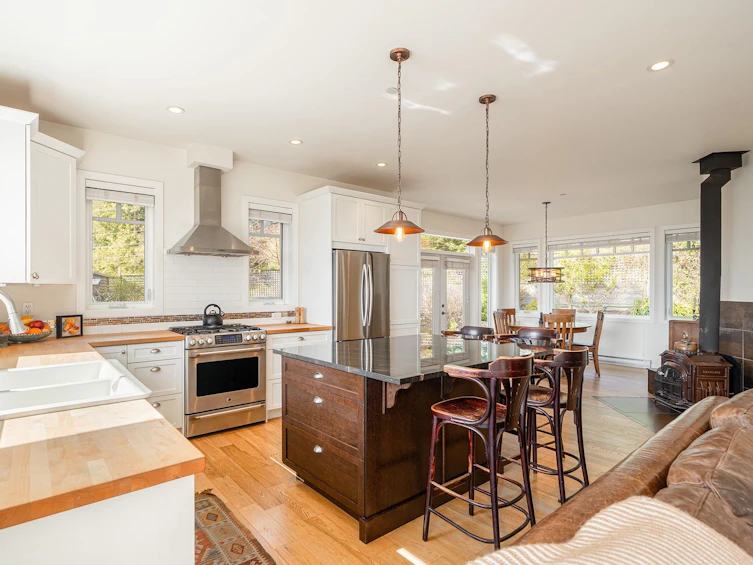 963 Cowan Point Drive, Bowen Island, BC, V0N 1G2 - 12