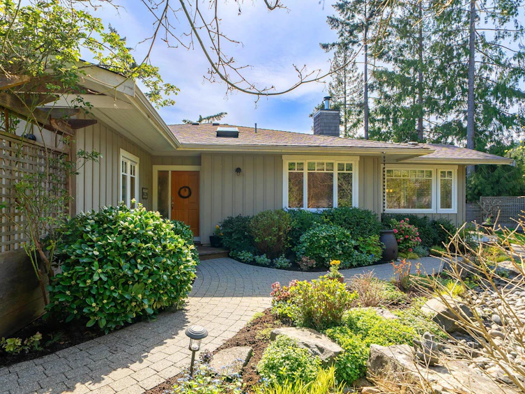963 Cowan Point Drive, Bowen Island, BC, V0N 1G2 - 5