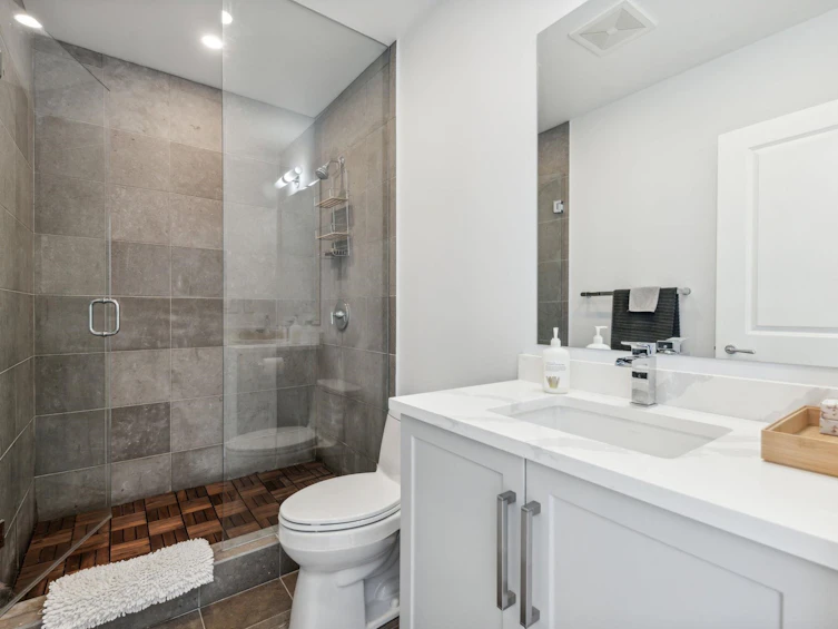 302-2210 Chippendale Road, West Vancouver, BC, V7S 3J4 - 17