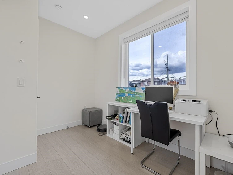 1-331 E 64th Avenue, Vancouver, BC, V5X 2M8 - 12