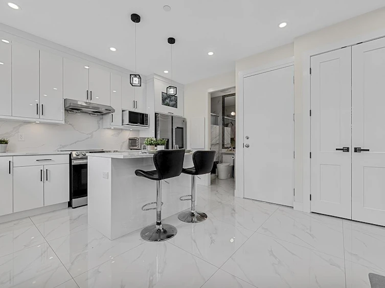 1-331 E 64th Avenue, Vancouver, BC, V5X 2M8 - 8