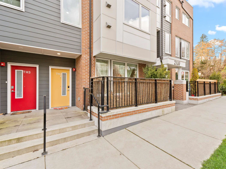 TH2-2137 Chesterfield Avenue, North Vancouver, BC, V7M 2P7 - 26