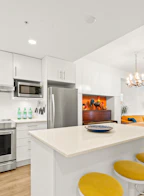 Th2 2137 Chesterfield Avenue