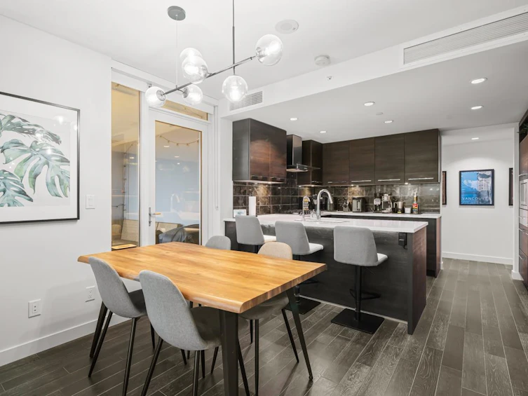 1610-7488 Lansdowne Road, Richmond, BC, V7C 0B9 - 4