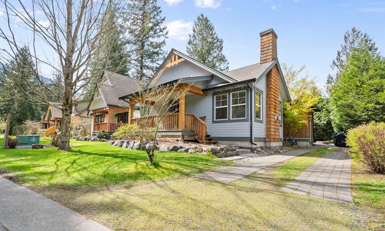 1829 Mossy Green Way