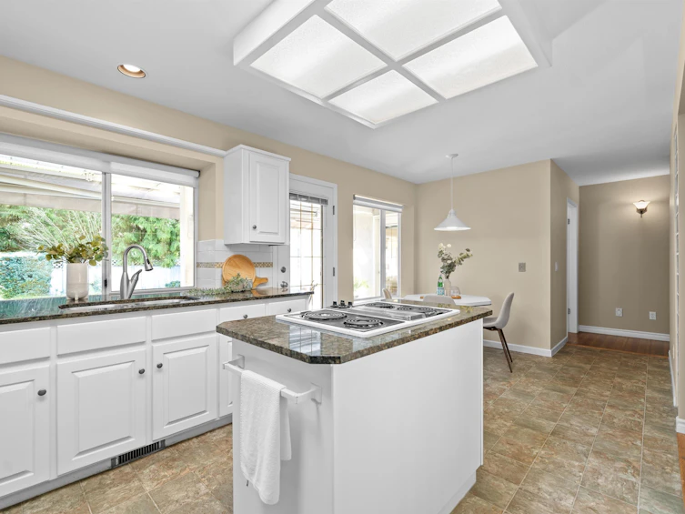 1665 138b Street, Surrey, BC, V4A 9J8 - 10
