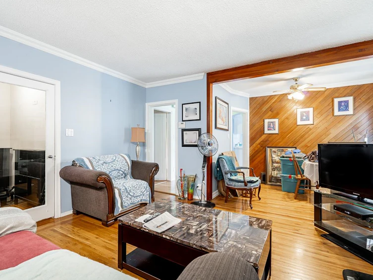 3315 Knight Street, Vancouver, BC, V5N 3K7 - 8