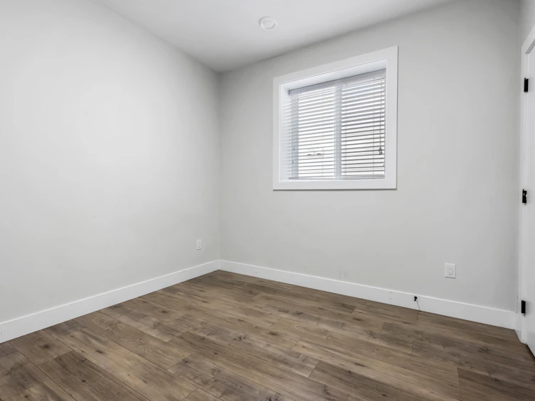 32927 3 Avenue, Mission, BC, V2V 1N2 - 31