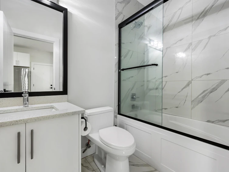 32927 3 Avenue, Mission, BC, V2V 1N2 - 32