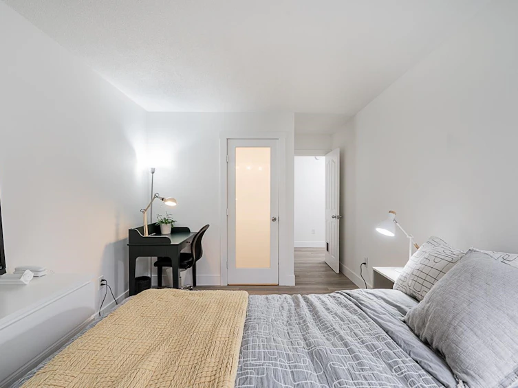 105-2480 W 3rd Avenue, Vancouver, BC, V6K 1L8 - 15