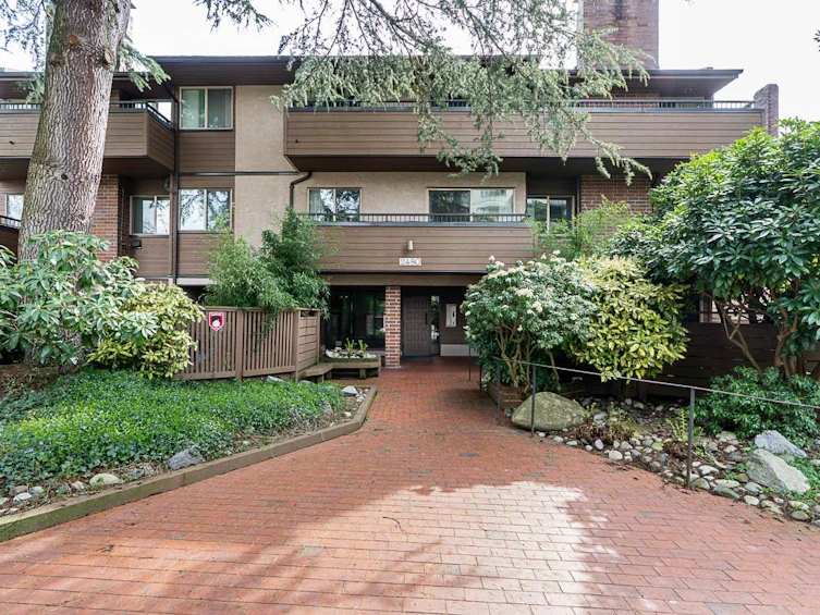 105-2480 W 3rd Avenue, Vancouver, BC, V6K 1L8 - 27
