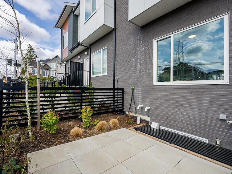 51-9652 162a Street, Surrey, BC, V4N 2E4 - 5