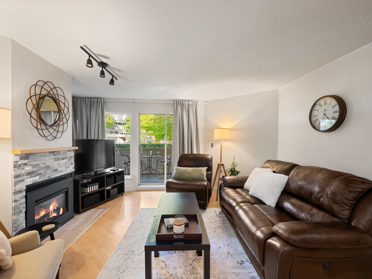 103B-1210 Quayside Drive, New Westminster, BC, V3M 6H1 - 2