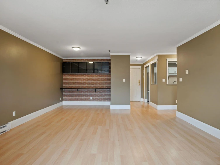 305-5710 201 Street, Langley, BC, V3A 8A8 - 6
