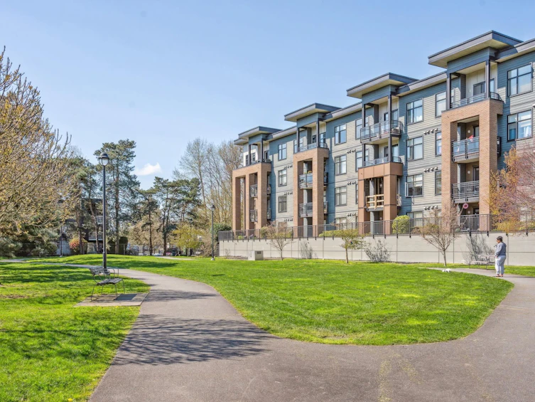 305-5710 201 Street, Langley, BC, V3A 8A8 - 25