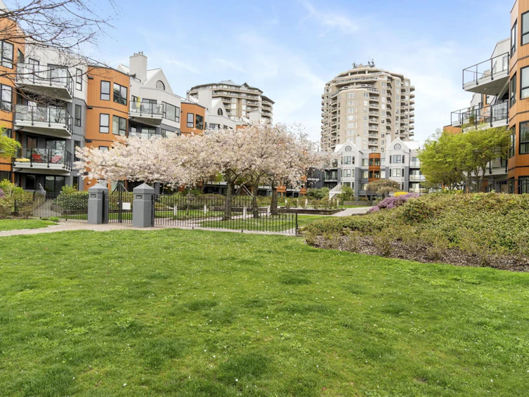 424-1150 Quayside Drive, New Westminster, BC, V3M 6E1 - 29
