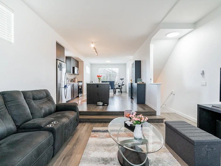 32-13636 81a Avenue, Surrey, BC, V3W 1H9 - 13