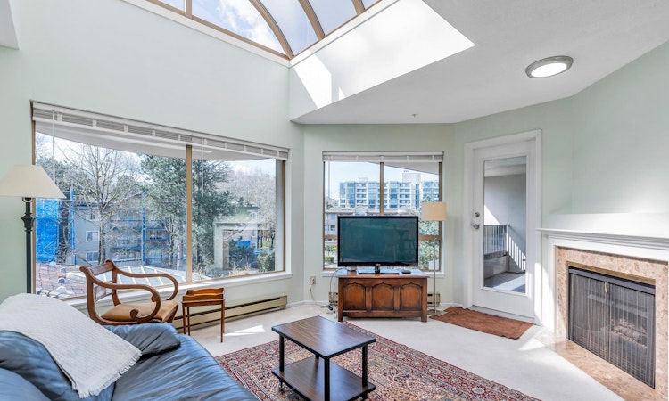 410-1869 Spyglass Place