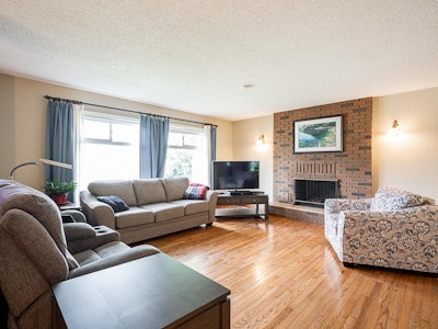 2724 Valemont Crescent - 3