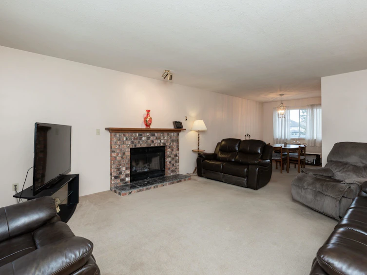 5935 135 Street, Surrey, BC, V3X 1L2 - 6