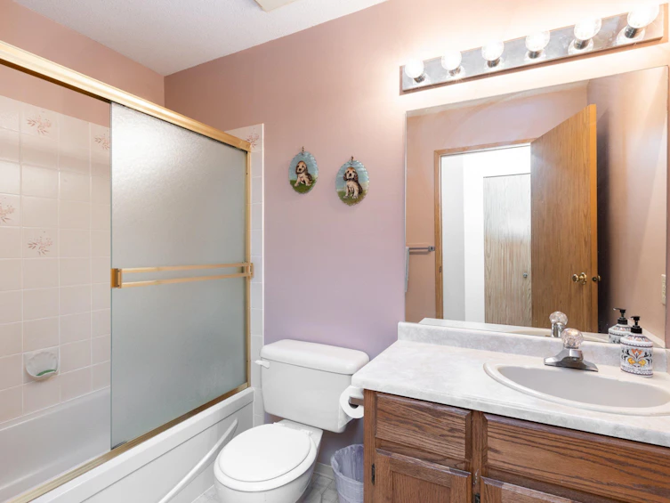 5935 135 Street, Surrey, BC, V3X 1L2 - 17