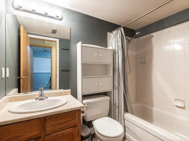 5935 135 Street, Surrey, BC, V3X 1L2 - 24