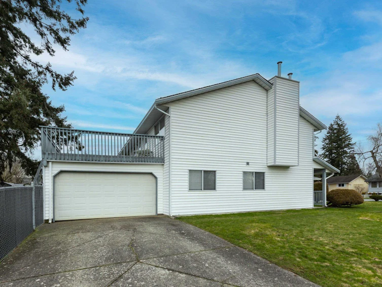 5935 135 Street, Surrey, BC, V3X 1L2 - 39