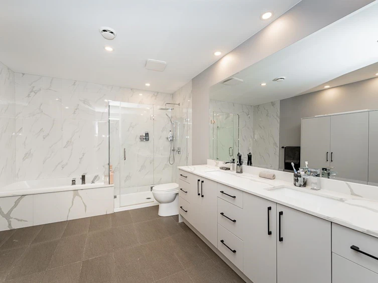 11870 90a Avenue, Delta, BC, V4C 3L3 - 27
