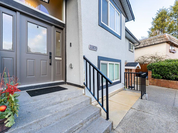 11870 90a Avenue, Delta, BC, V4C 3L3 - 3
