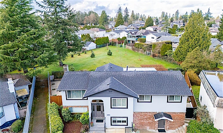 11870 90a Avenue, Delta, BC, V4C 3L3
