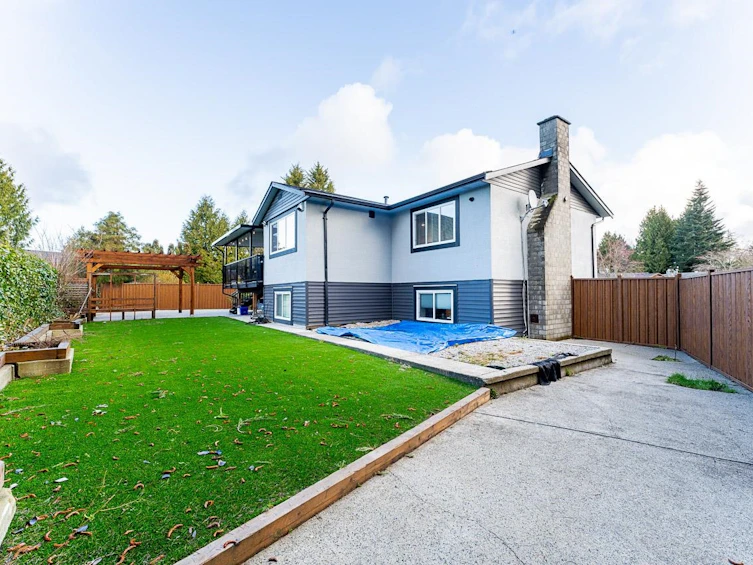 11870 90a Avenue, Delta, BC, V4C 3L3 - 34