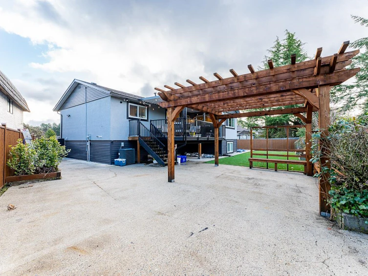 11870 90a Avenue, Delta, BC, V4C 3L3 - 33
