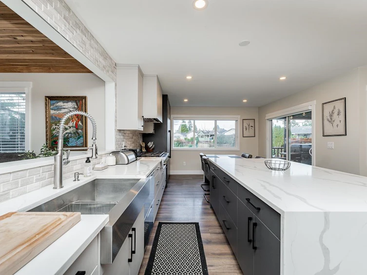 11870 90a Avenue, Delta, BC, V4C 3L3 - 14