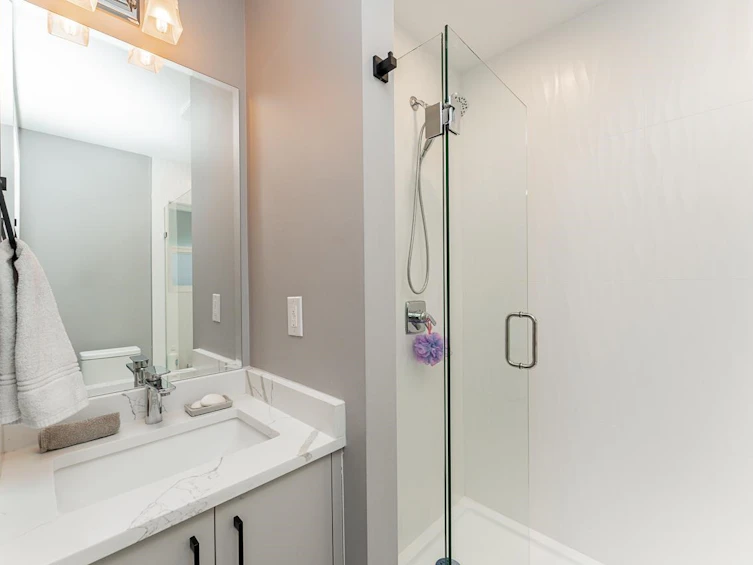 11870 90a Avenue, Delta, BC, V4C 3L3 - 18