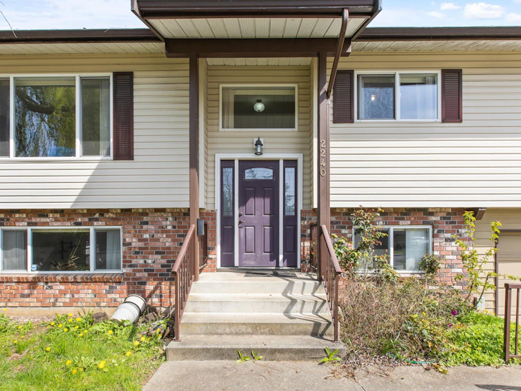 2240 Mcmillan Road, Abbotsford, BC, V2S 4Y2 - 3
