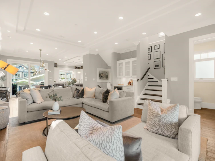745 W 20th Avenue, Vancouver, BC, V5Z 1Y2 - 6