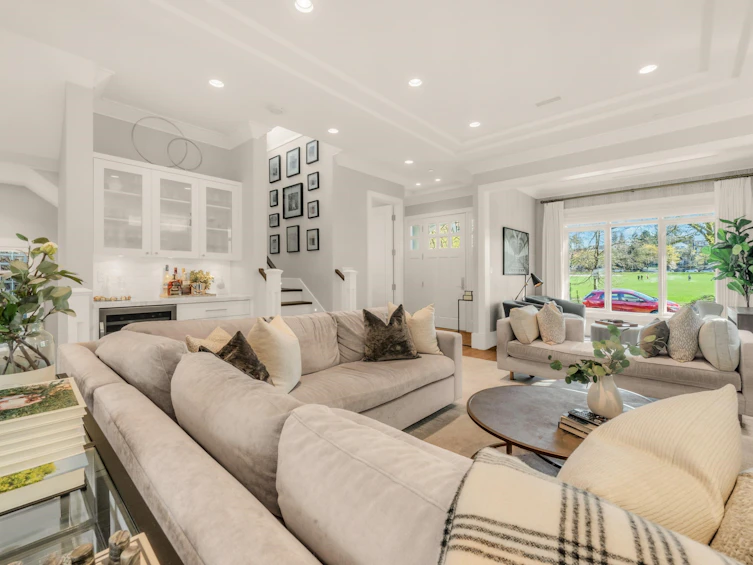 745 W 20th Avenue, Vancouver, BC, V5Z 1Y2 - 5