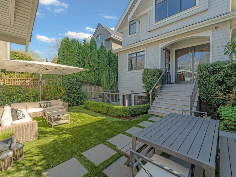 745 W 20th Avenue, Vancouver, BC, V5Z 1Y2 - 38